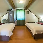 House In Nature With Pool, Pr Matazic *