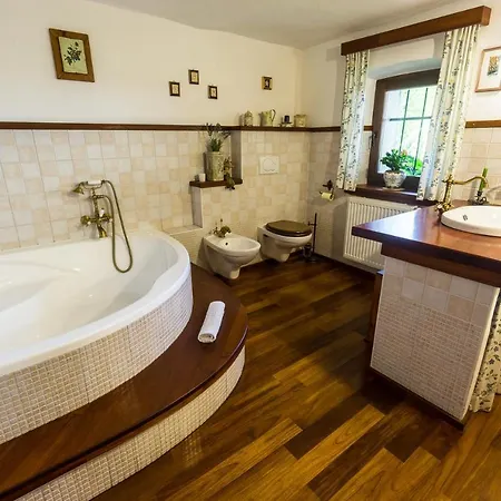 House In Nature With Pool, Pr Matazic Ferienhaus Kamnik