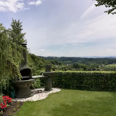 House In Nature With Pool, Pr Matazic Feriehus *