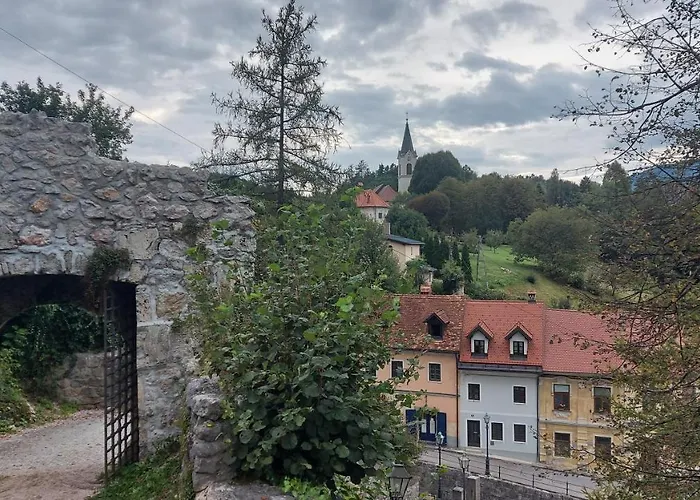 House In Nature With Pool, Pr Matazic 펜션 *