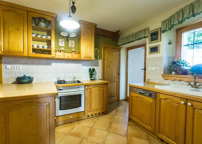 House In Nature With Pool, Pr Matazic *