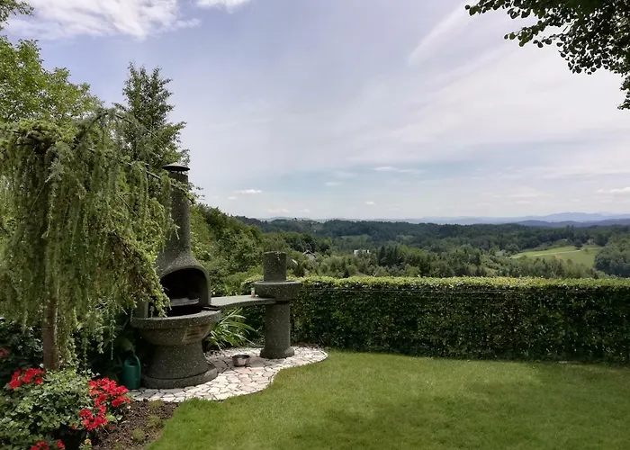 House In Nature With Pool, Pr Matazic 펜션 *